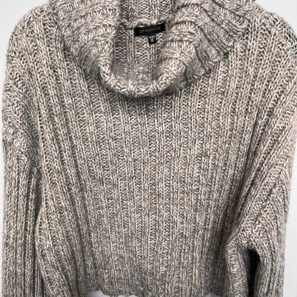 Dynamite cropped sweater - Picture 4 of 4